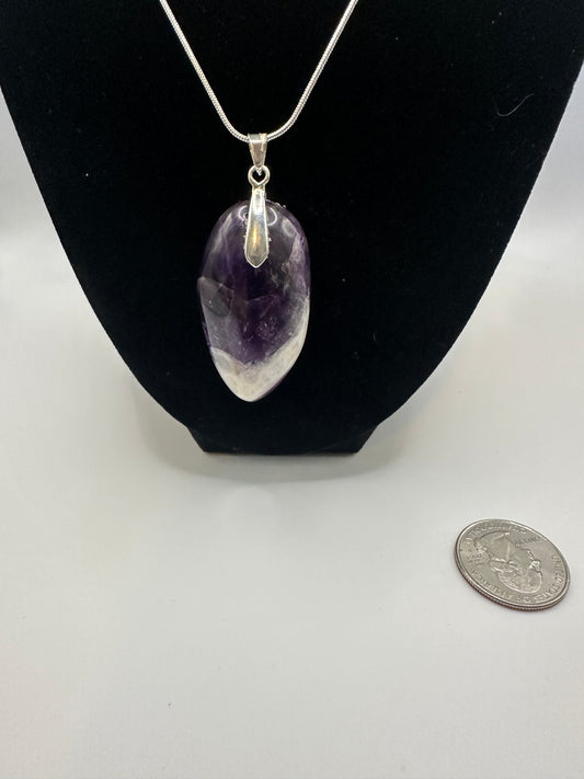 Chevron Amethyst pendant with chain