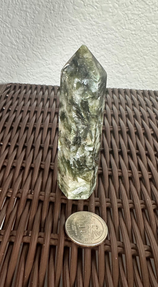 Fuchsite (green mica) tower