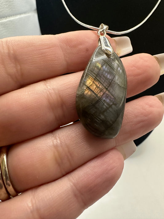 Labradorite pendant with sterling silver chain