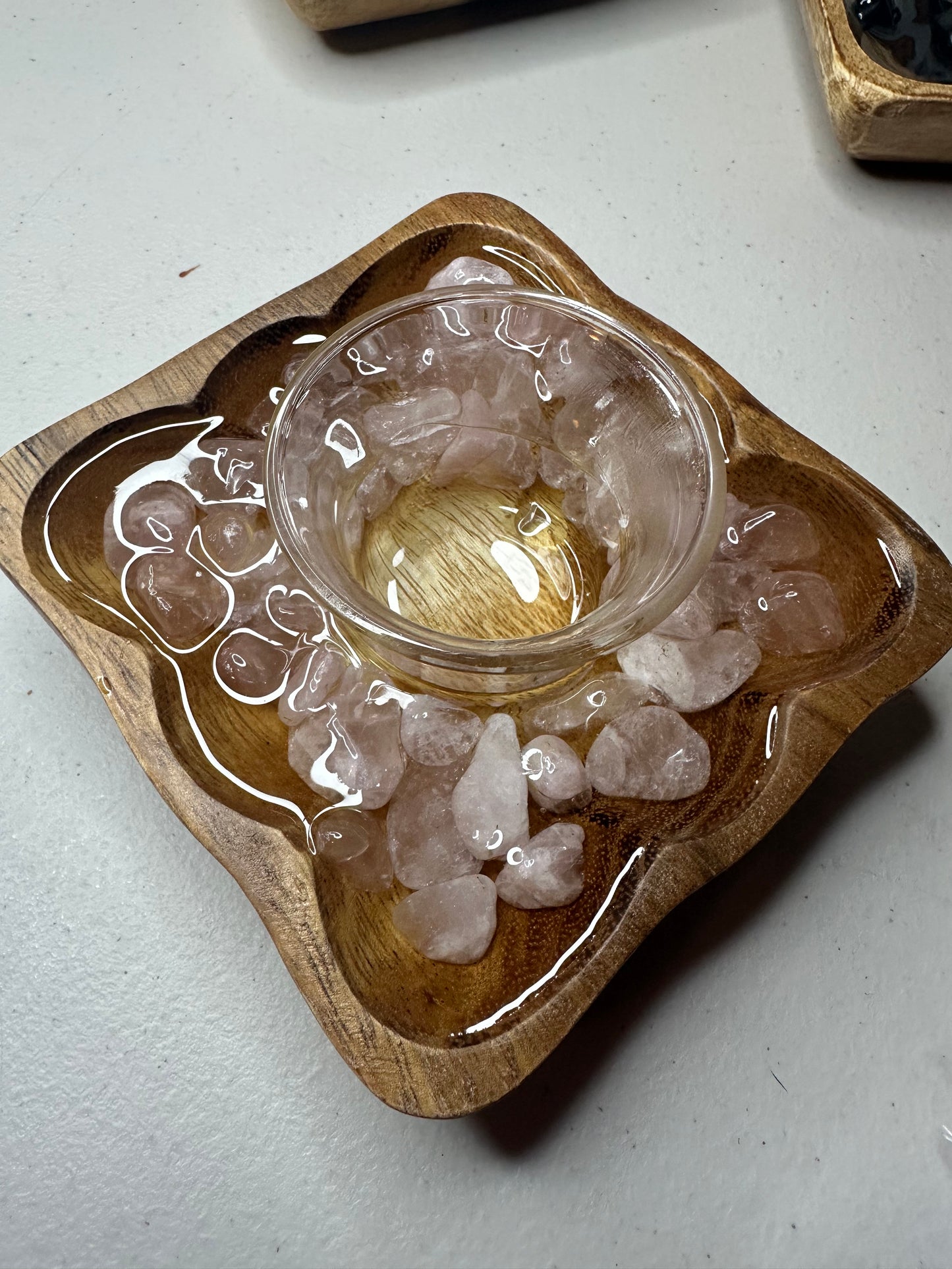 Rose quartz tea light holder