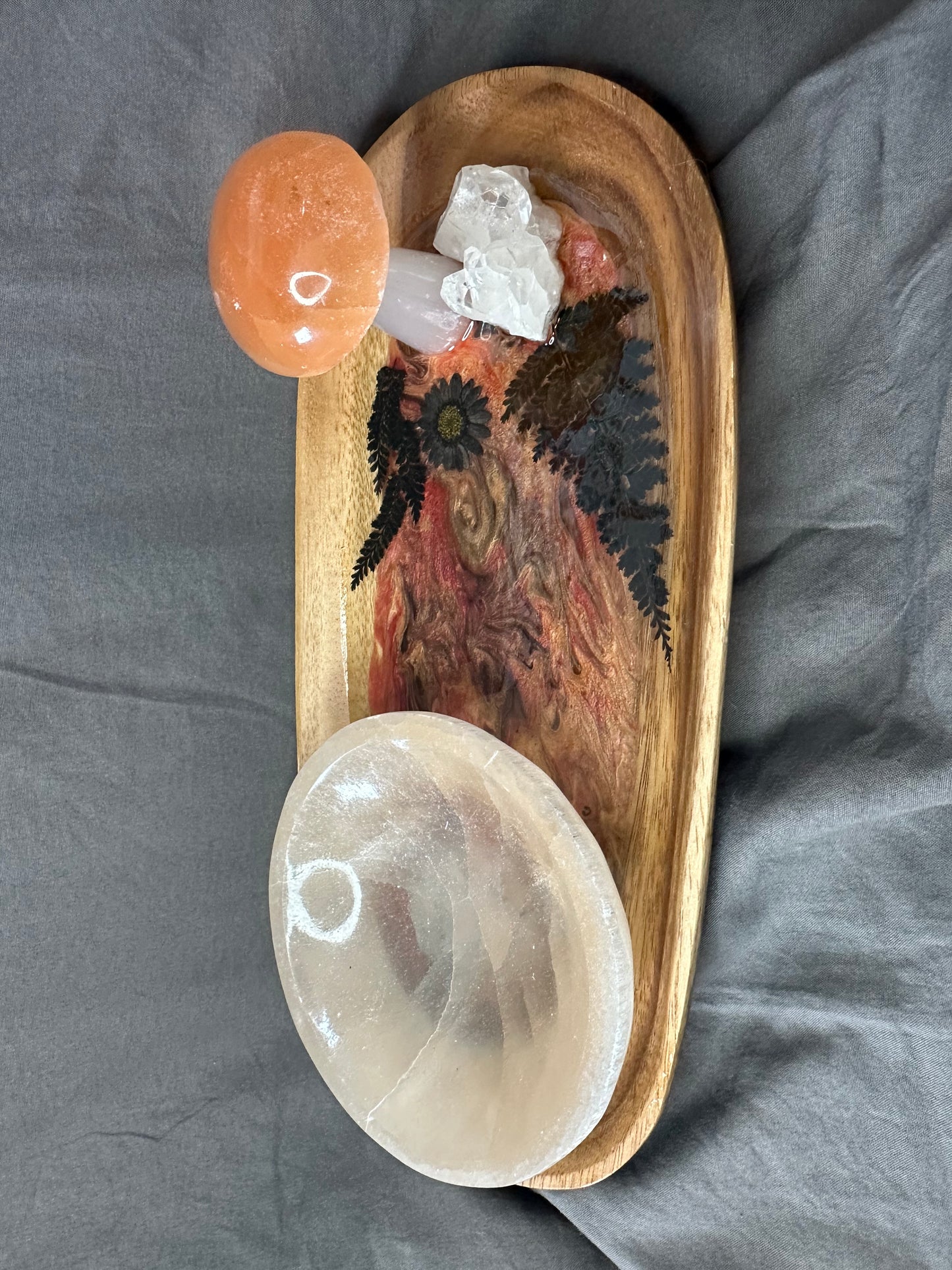 Peach selenite charging tray